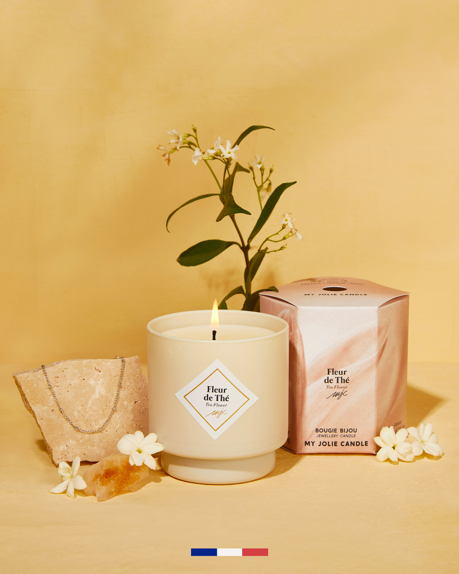 Bougie bijou surprise Fleur de Thé