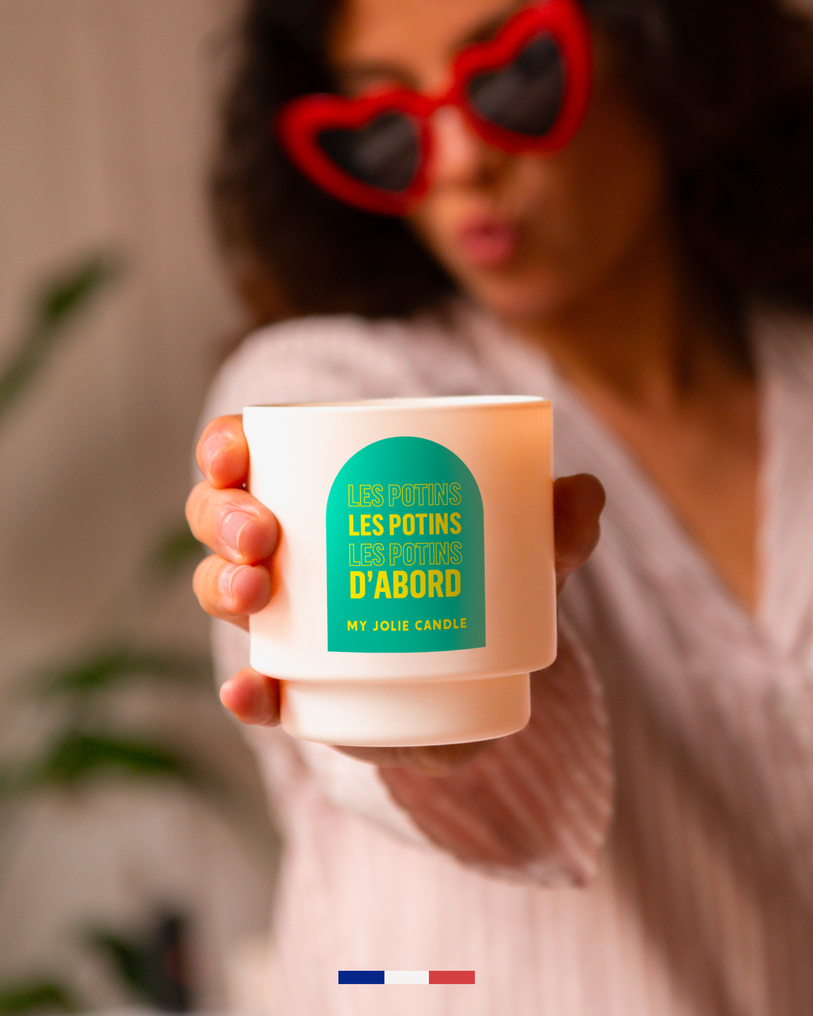 Bougie parfumée "Les potins d'abord"