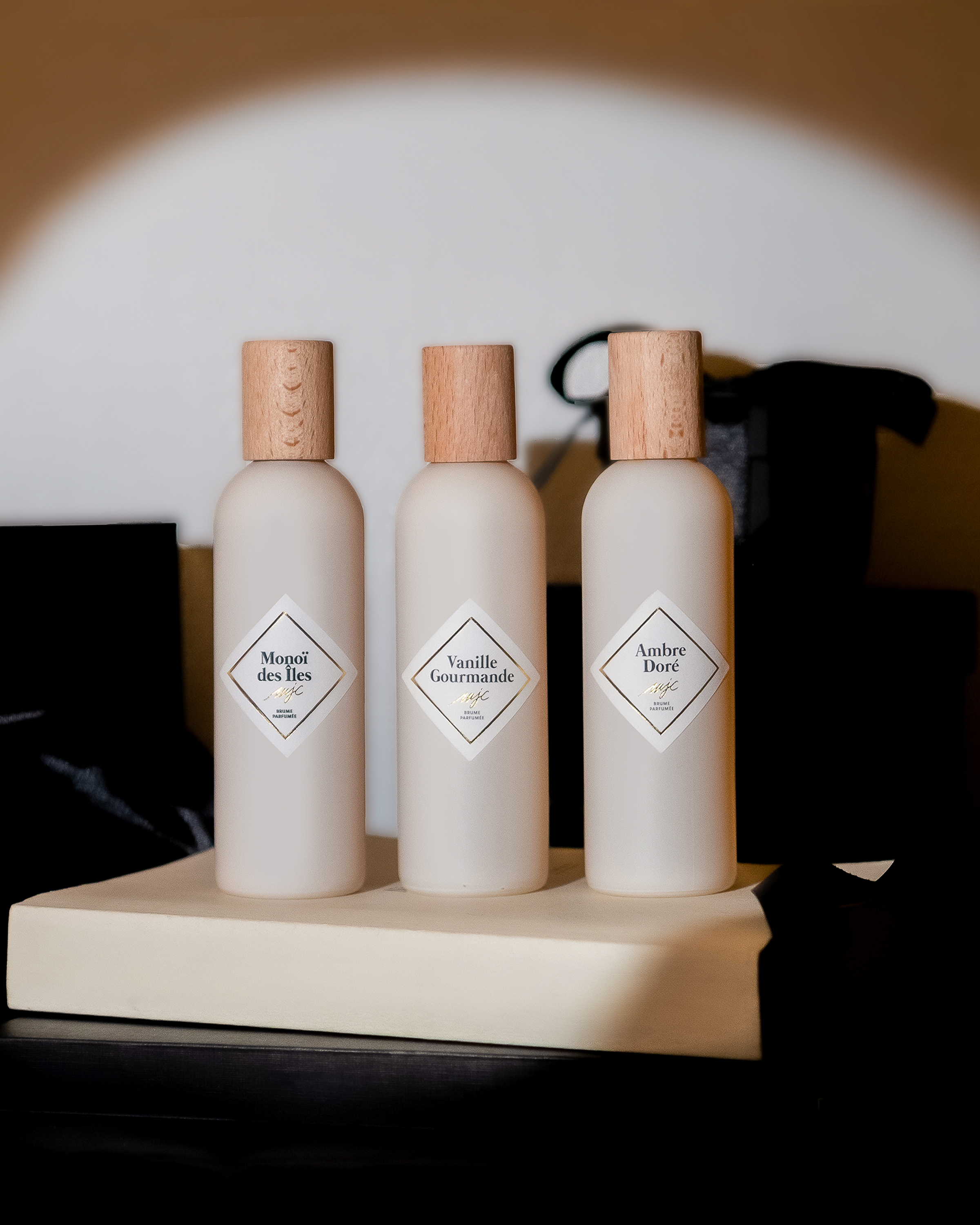 Trio sprays à composer