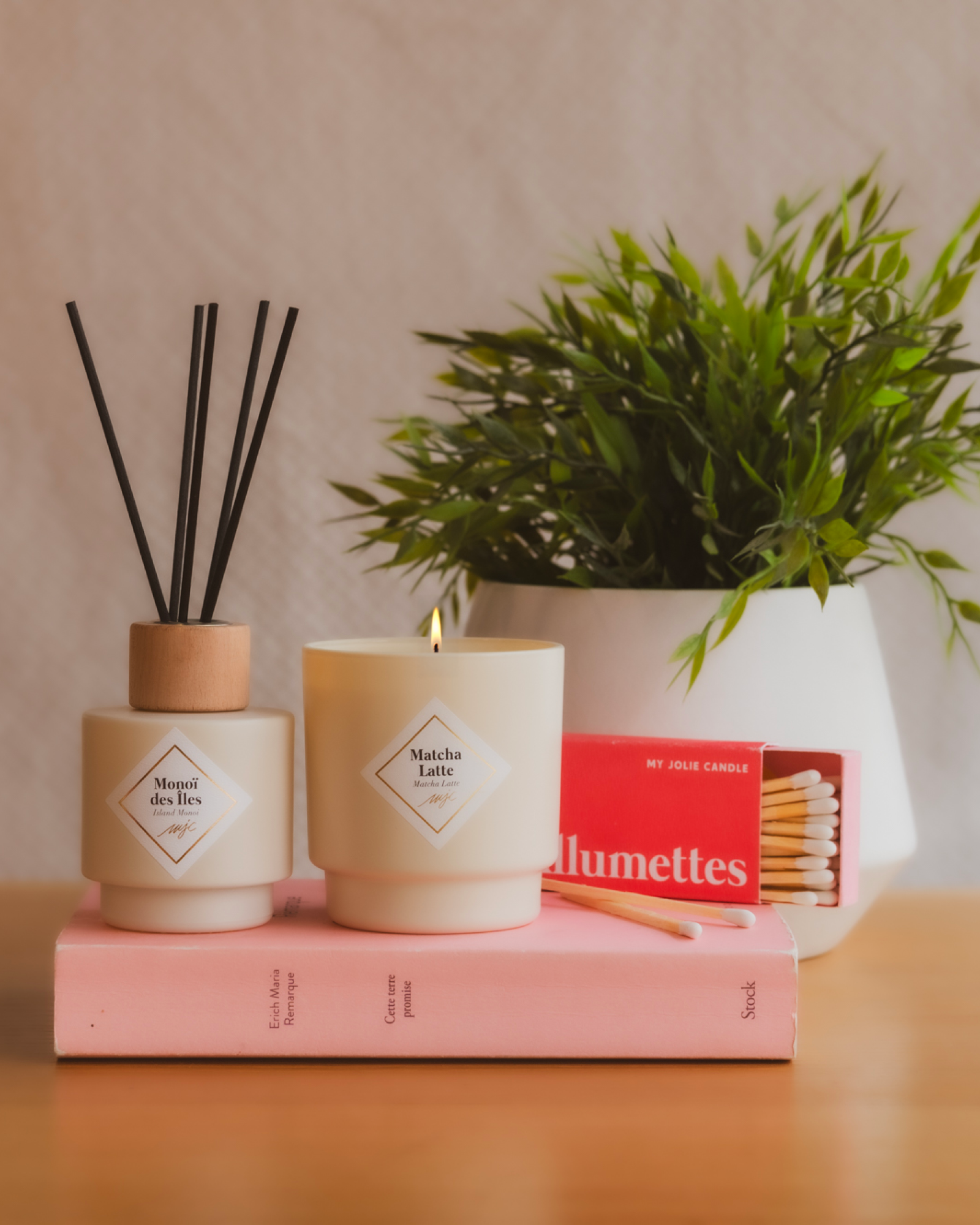 Duo bougie et bâtonnets parfumés