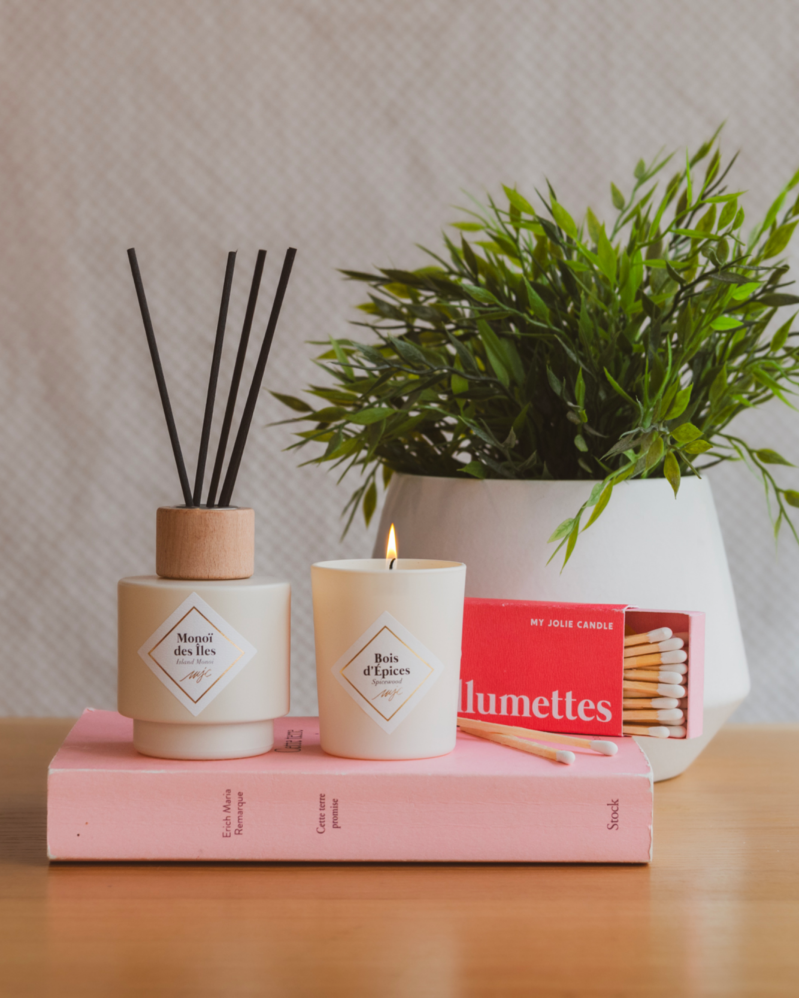 Duo petite bougie et bâtonnets parfumés